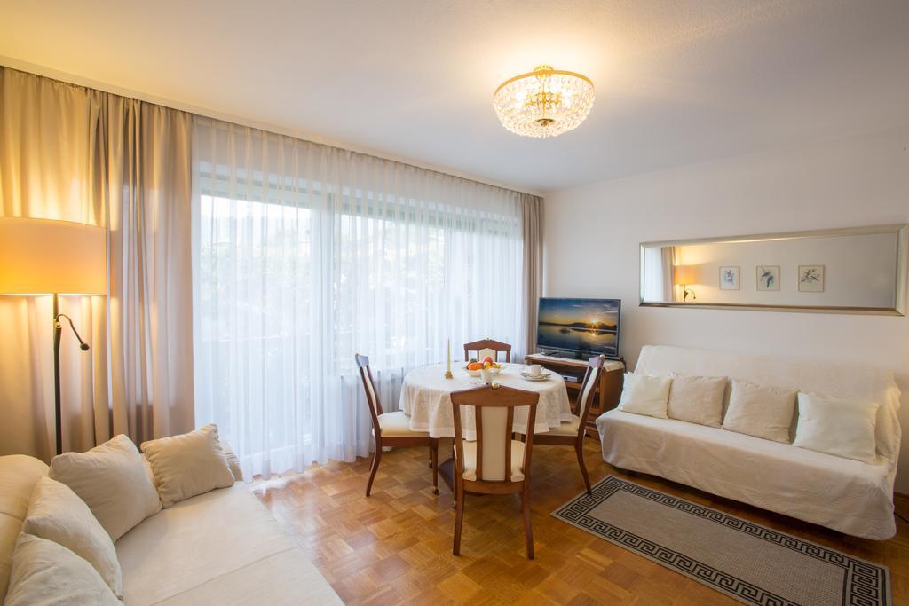 Landhaus Alpenblick Apartment Garmisch-Partenkirchen Cameră foto