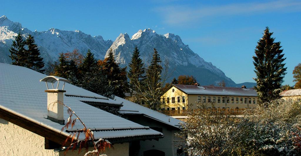 Landhaus Alpenblick Apartment Garmisch-Partenkirchen Exterior foto